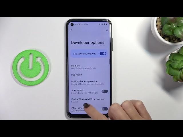 Video thumbnail for How to enable Auto System Updates on HTC Desire 22 Pro - Automatic System Updates