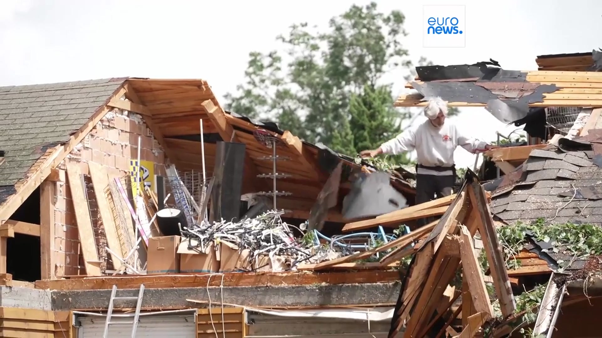 'Video thumbnail for Extreme weather events in Hungary due to global heating, climate researchers says'