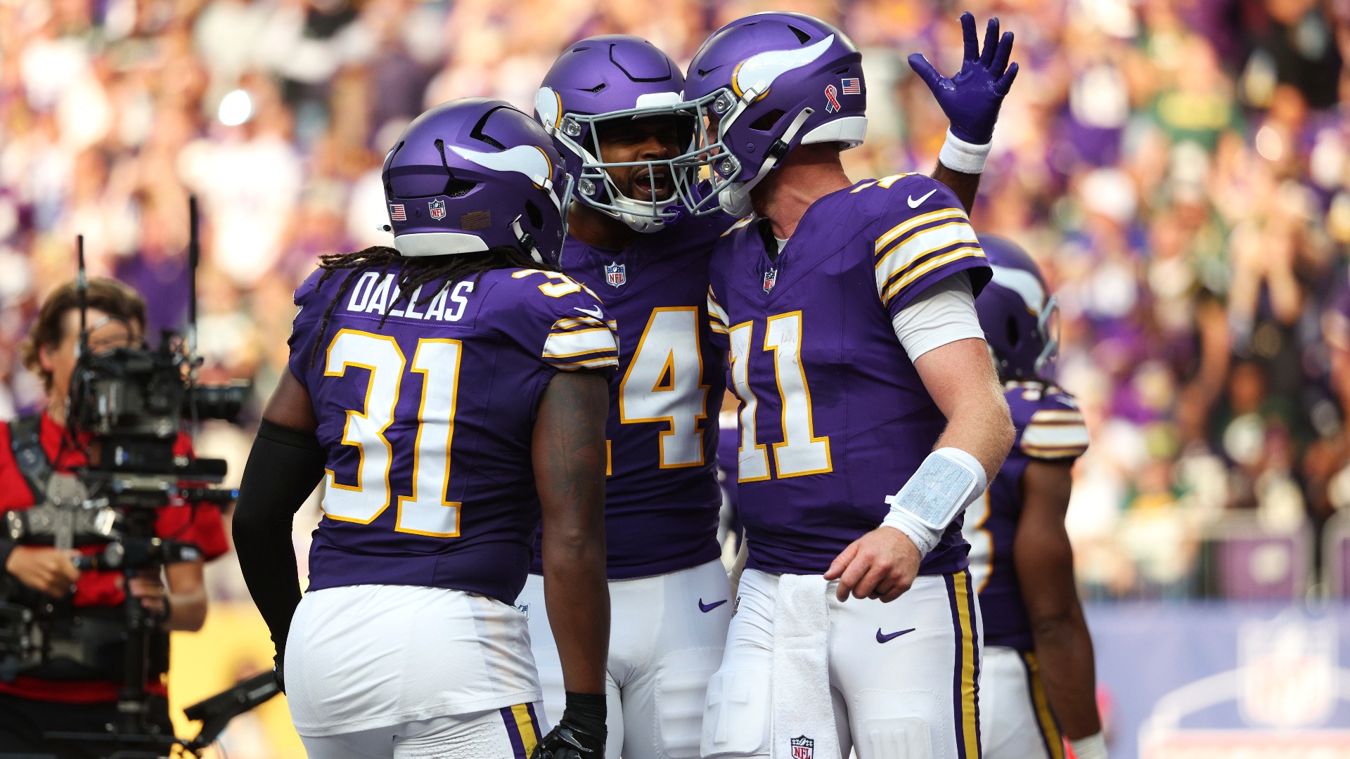 Video thumbnail for Vikings Shine, Packers Struggle: NFL Week 1 Highlights