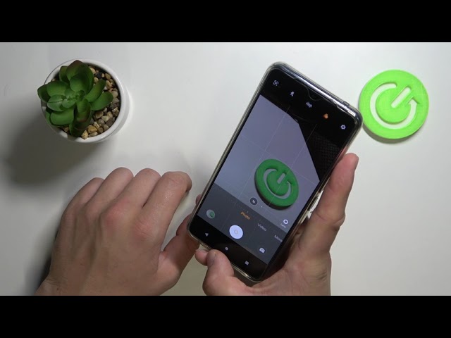 Video thumbnail for How to Add Floating Camera Shutter Button in VIVO V20 SE?