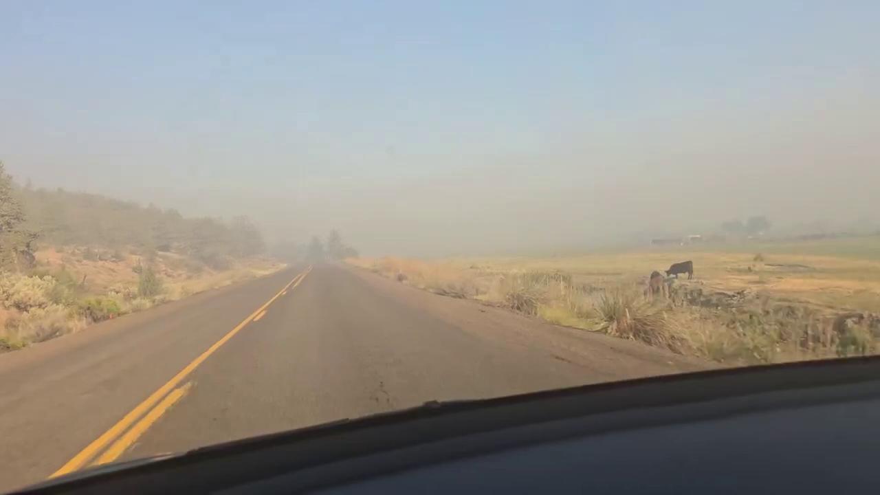 Video thumbnail for US: Wildfire Smoke Reduces Visibility, Worsens Air Quality in Central Oregon.