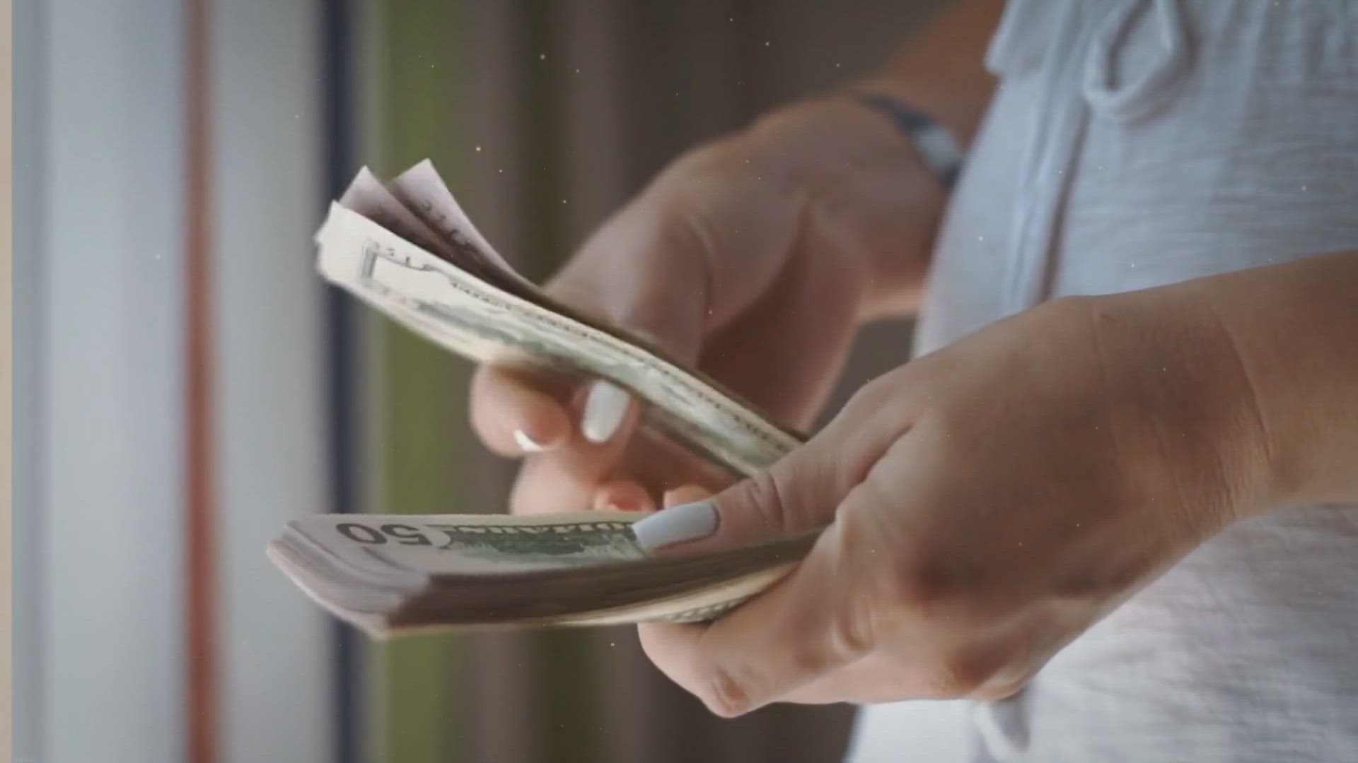 Video thumbnail for 6 Common Grocery Shopping Mistakes You Should Avoid