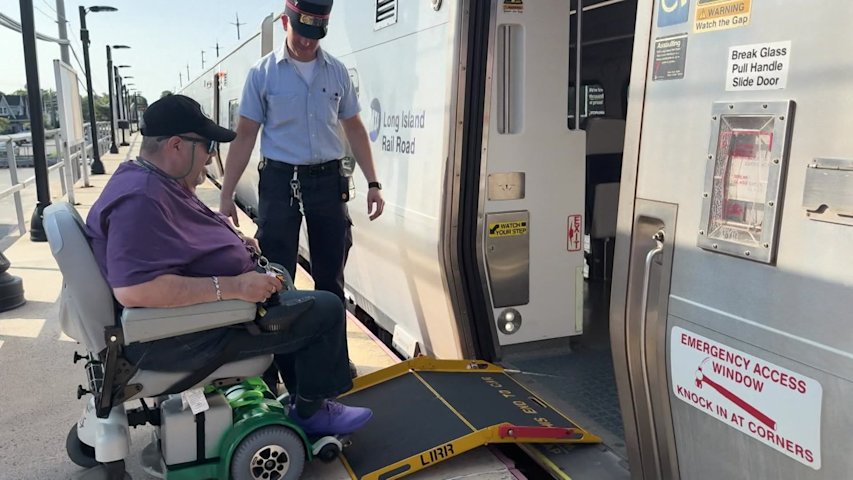 Video thumbnail for MTA makes LIRR stations more accessible; residents still have complaints