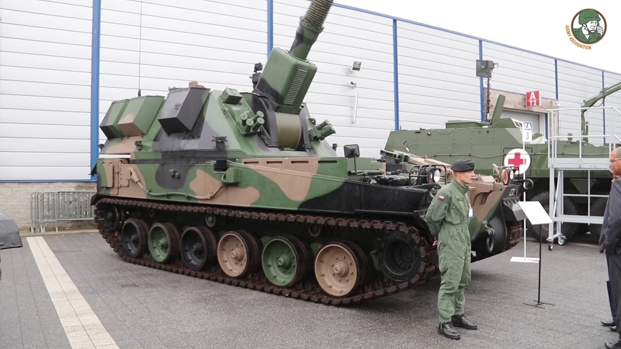 Video thumbnail for South Korea defense industry lead-nation at MSPO 2017 defense industry exhibition Kielce Poland