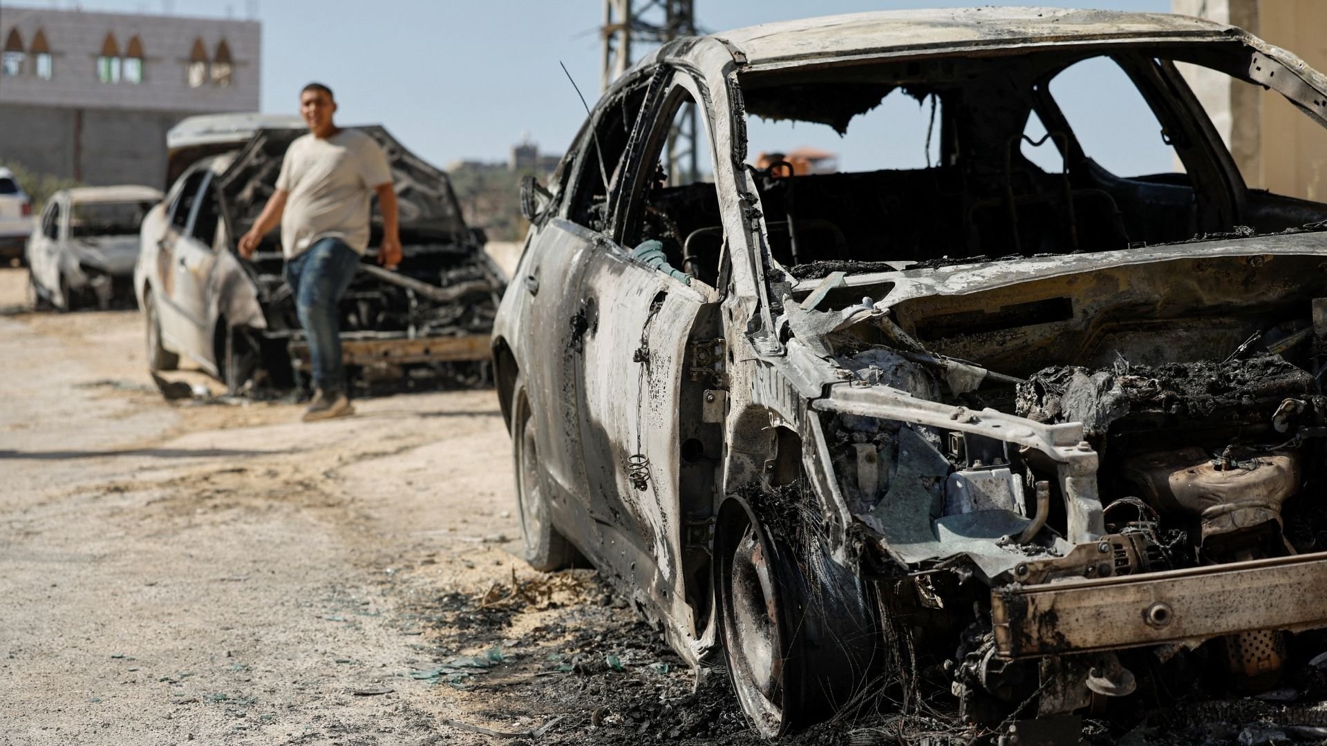 Video thumbnail for EU weighs ban on Israeli settlement goods as West Bank violence surges