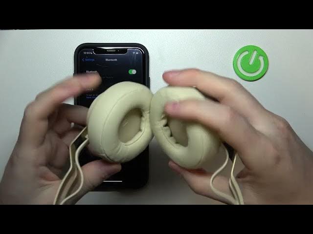 Video thumbnail for Jabra Move - How To Pair With iPhone