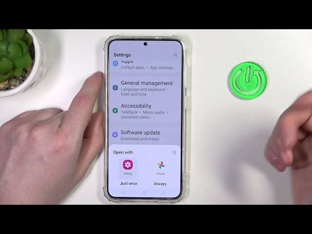 Video thumbnail for How To Make Full Page Screenshot on Samsung Galaxy S23+ / Long screenshot on Samsung Galaxy S23 Plus