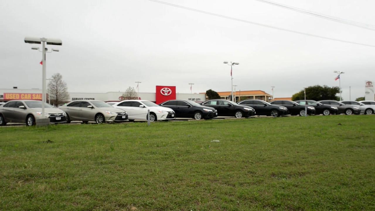 Video thumbnail for Supreme Court Tariff Ruling Could Reshape U.S. Car Prices, But Not Overnight