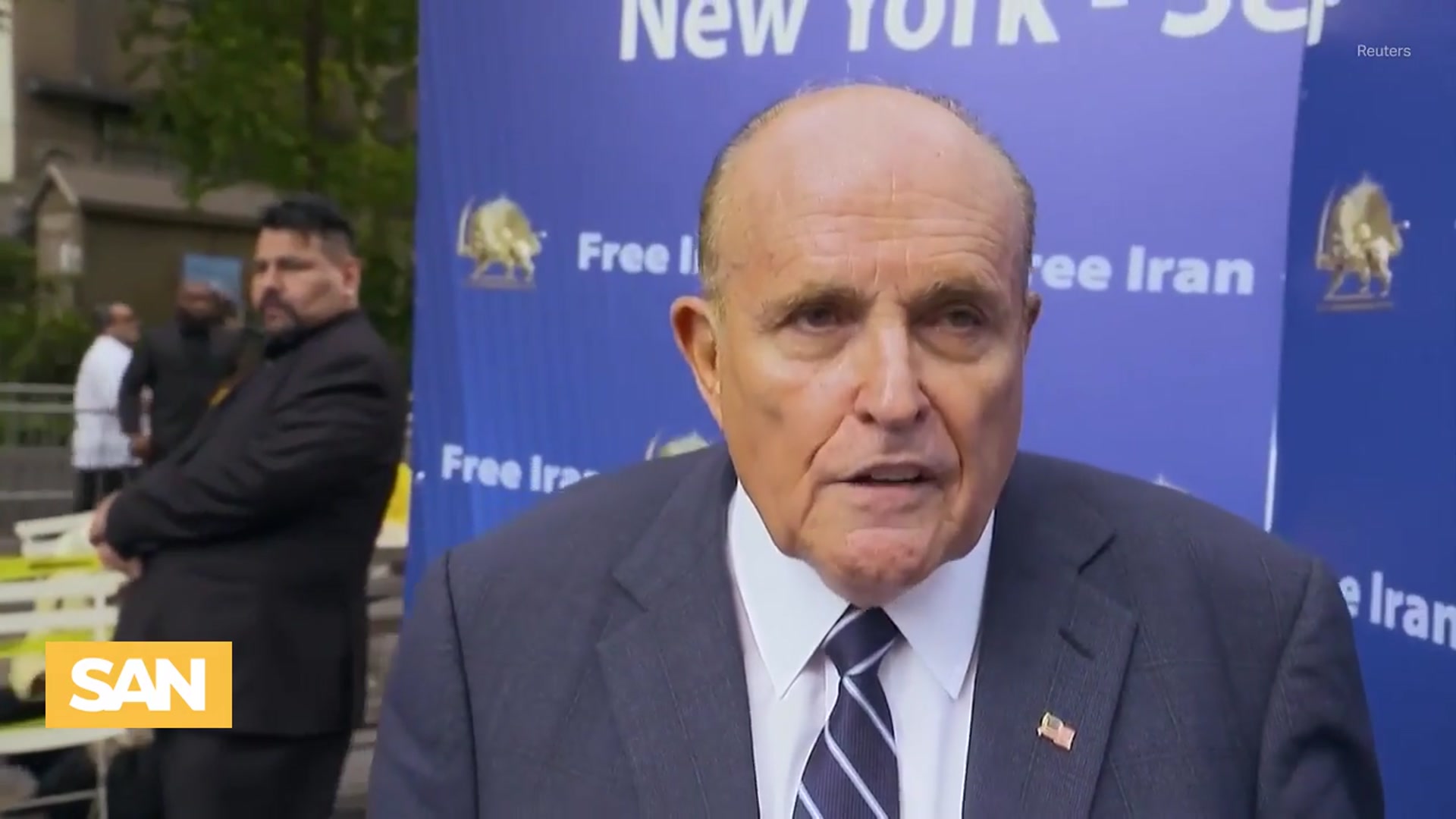 'Video thumbnail for Giuliani injured in New Hampshire car crash, expected to recover'