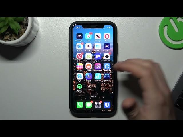 Video thumbnail for How to Use AirDrop to Send a Video Between iPhones