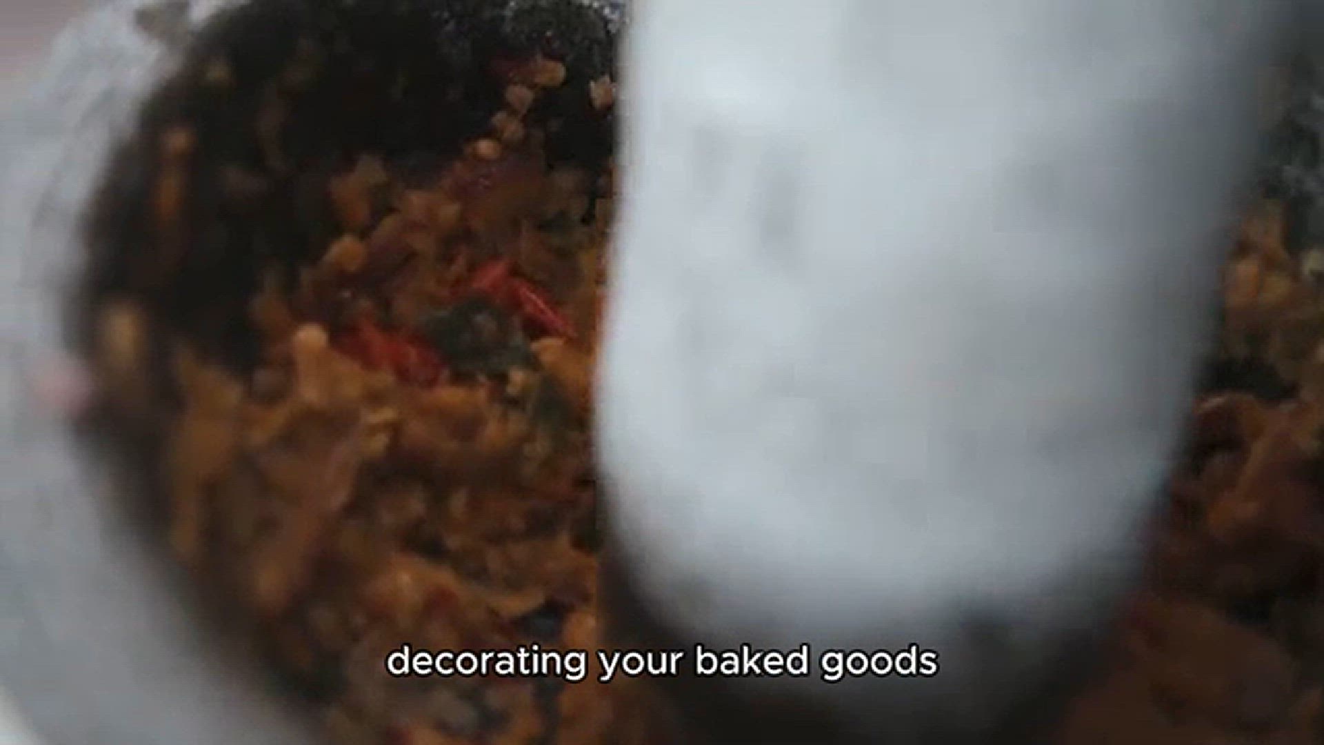 'Video thumbnail for Royal icing recipe'
