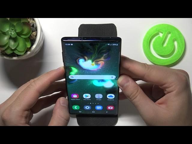 Video thumbnail for SAMSUNG Galaxy Note 10 Face Unlock Test