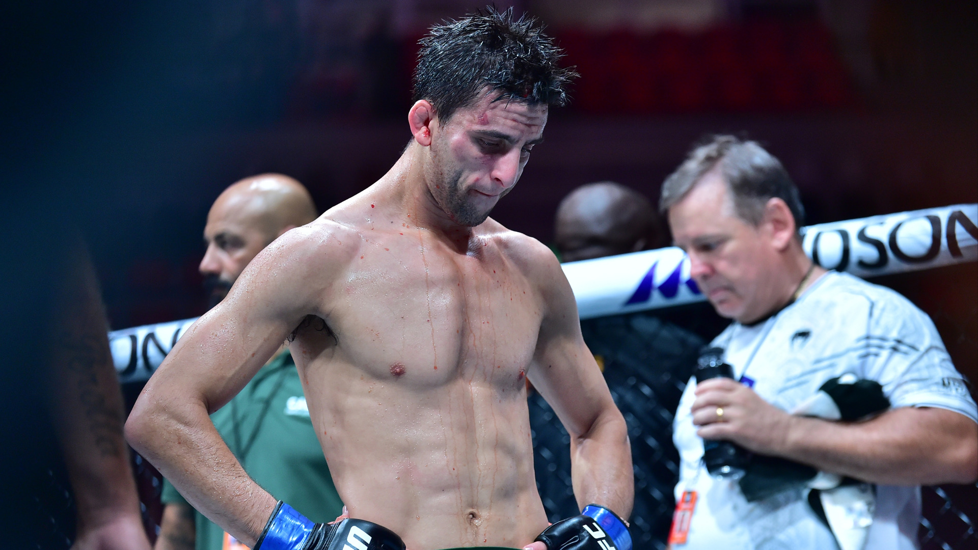 Video thumbnail for Insight on the Steve Erceg Fight and Fight Card Predictions