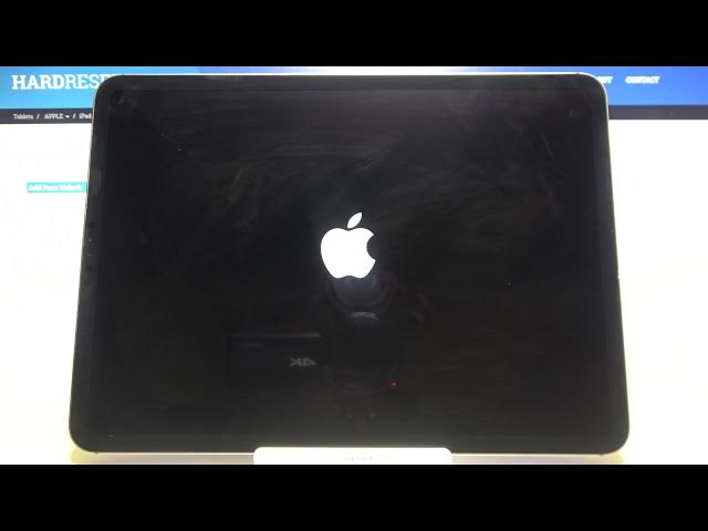 Video thumbnail for How to Switch On iPad Pro 11 2021? Power On Instruction