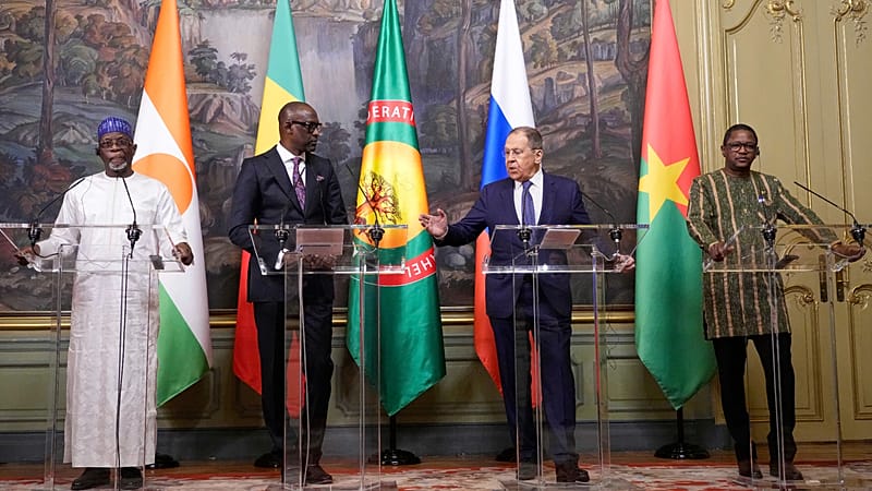 Video thumbnail for Russian FM meets with counterparts from Sahel alliance