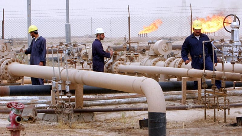 Video thumbnail for Libya grants foreign oil companies exploration licences