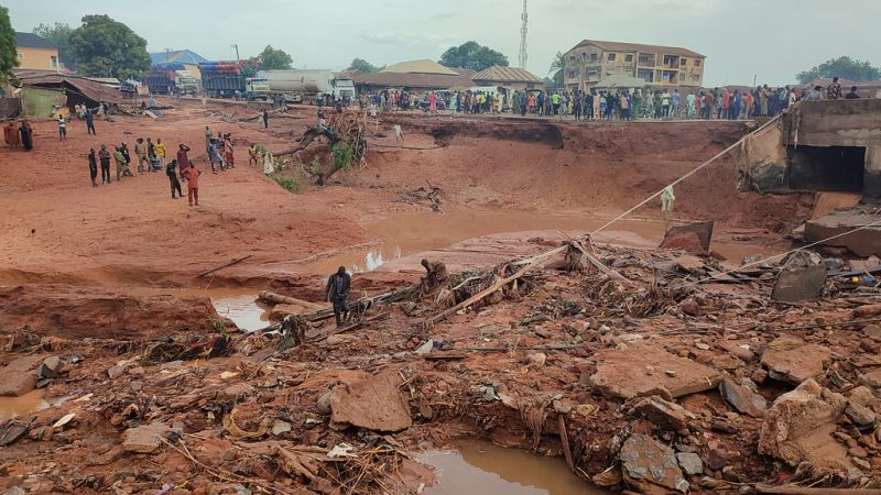 Video thumbnail for Deadly floods sweep Nigeria