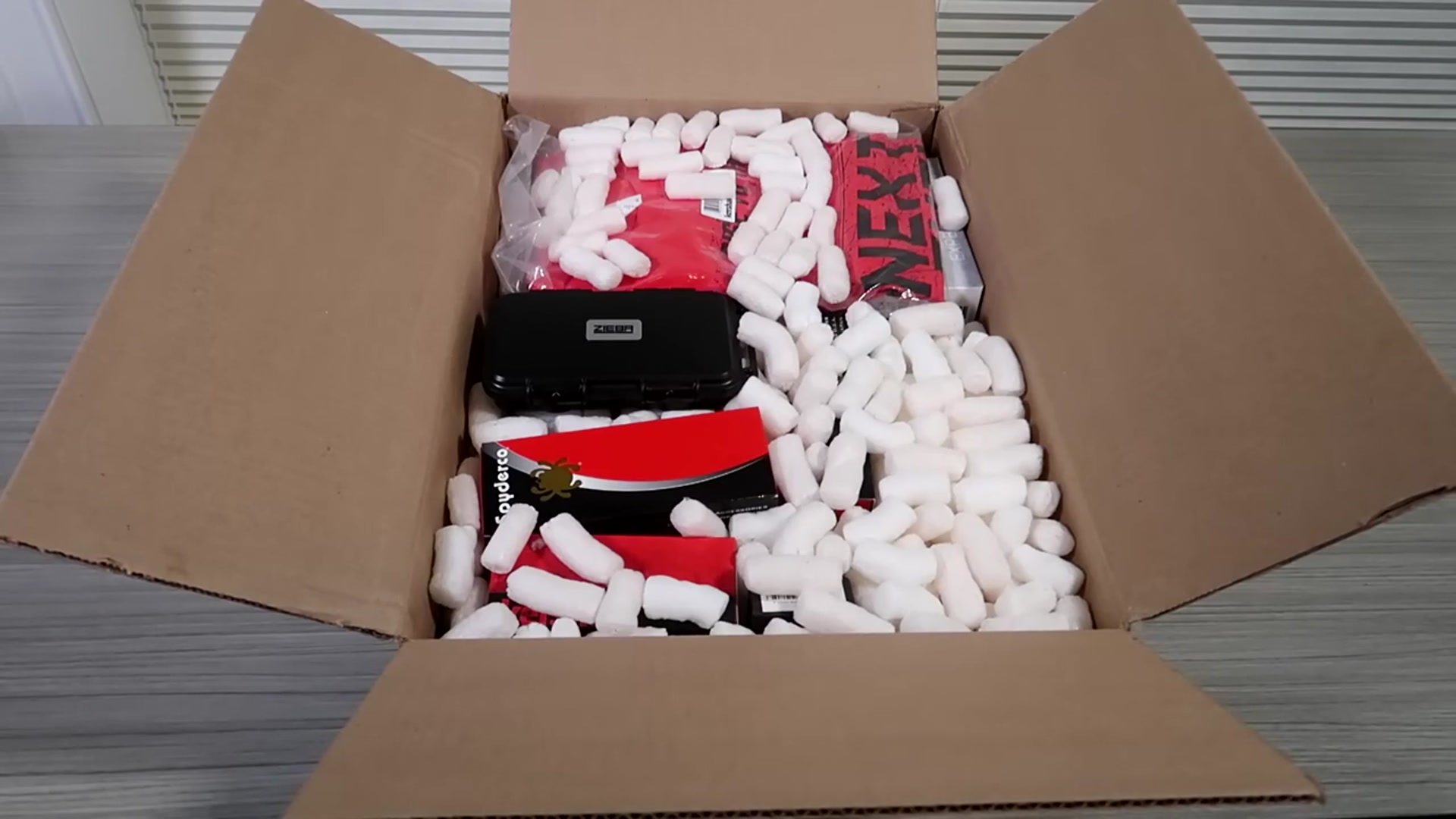 'Video thumbnail for $6000 Knife Mystery Box'