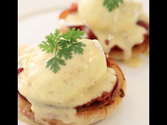 Video thumbnail for Eggs Benedict (How to and recipe) | Byron Talbott