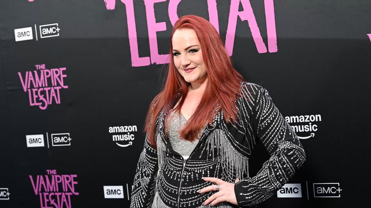 Video thumbnail for "NY: "The Vampire Lestat" Premiere�- Arrivals" 11.