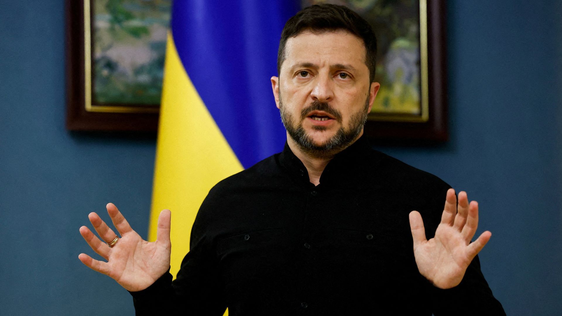 'Video thumbnail for Ukraine's Zelenskyy proposes face-to-face peace talks with Russia amid deadly air strikes'