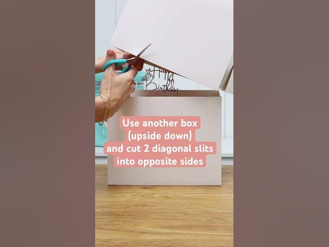 Video thumbnail for Your cake fits… until the lid doesn’t 😅 #cakedecorating #cake