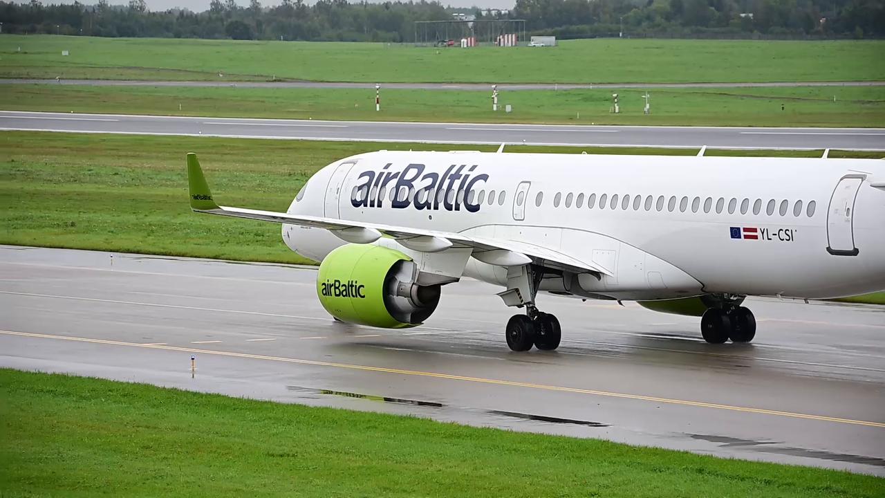 Video thumbnail for Lithuania: Latvia's airBaltic files for US bankruptcy protection.