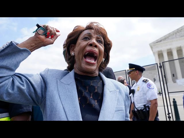 Video thumbnail for Maxine Waters Racist Rant - I Don't Take Perks From White People