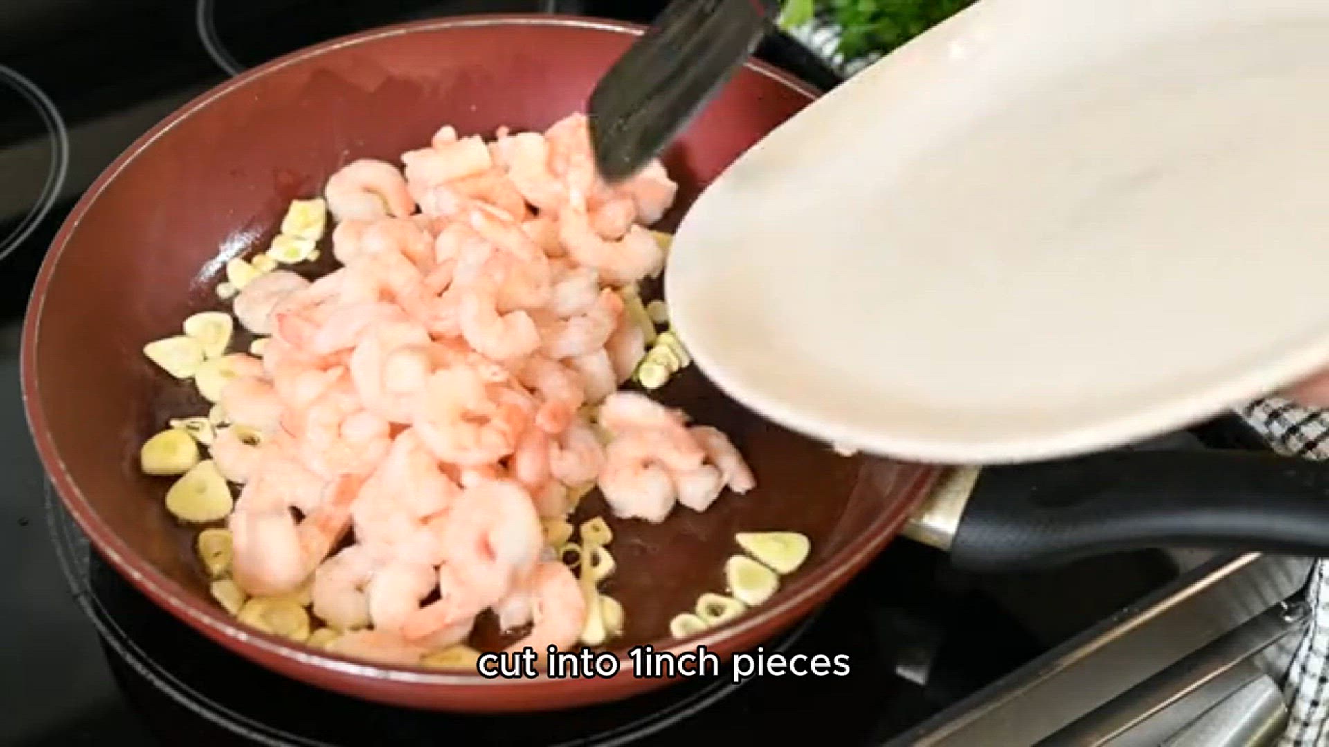 Video thumbnail for low country boil recipe