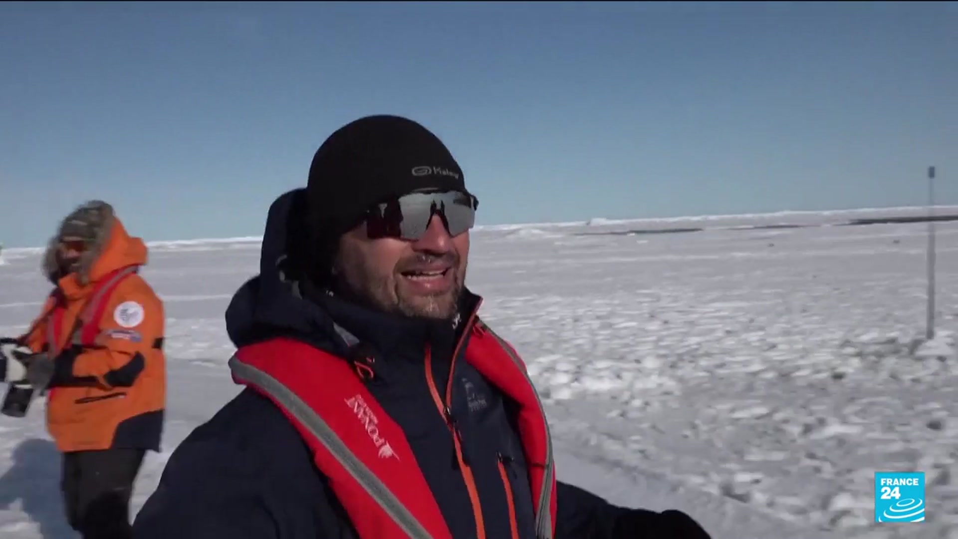 'Video thumbnail for Extreme runners conquer North Pole Summer Marathon'