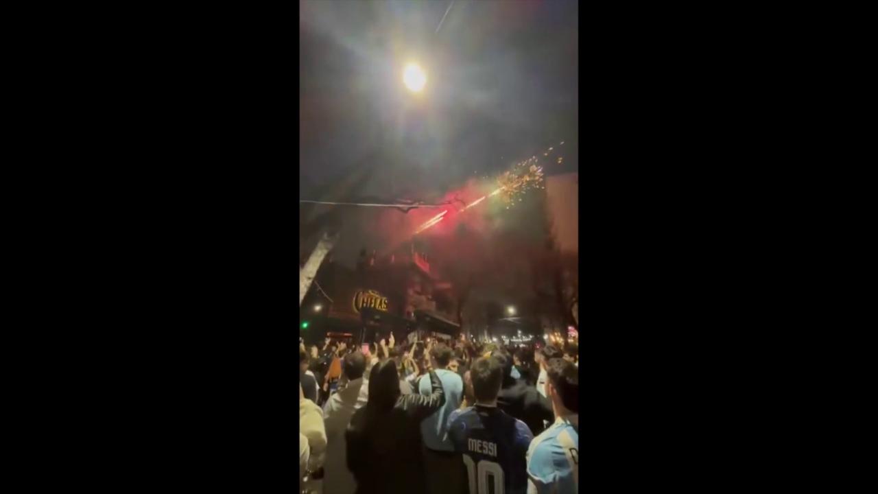 Video thumbnail for World Cup 2026: Argentina Fans Celebrate In Rosario.