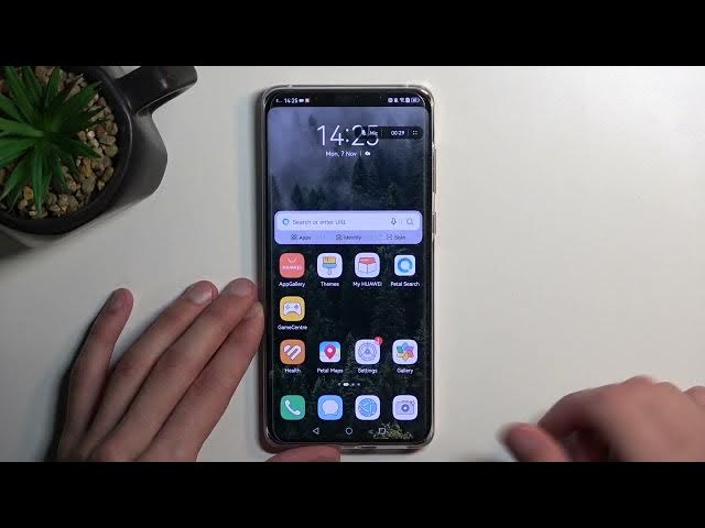 Video thumbnail for How to Set Up and Use the Screen Recorder on the HUAWEI Mate 50 Pro