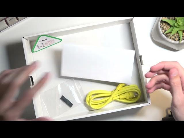 Video thumbnail for Boost Your Network Like a Pro: Unboxing & Setup of the Zbtlink Router!