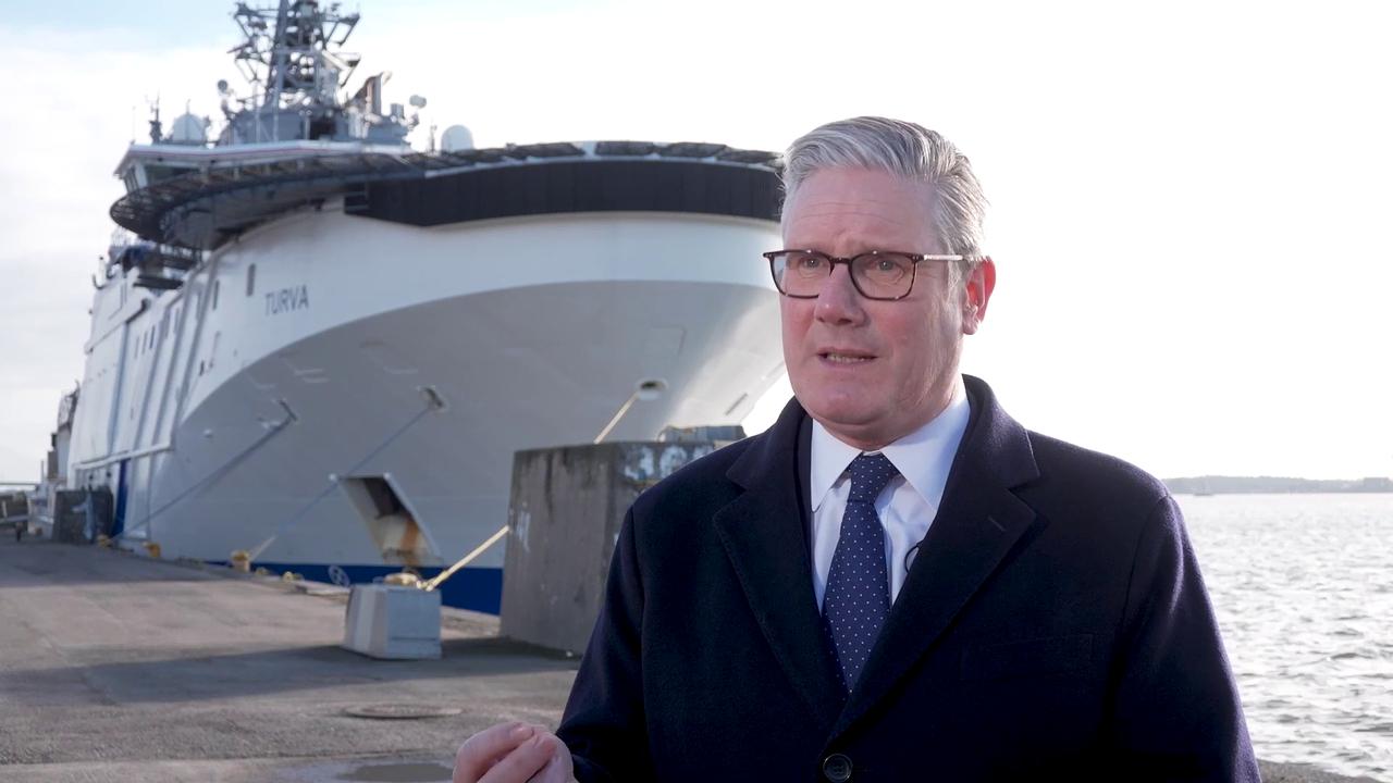 Video thumbnail for Keir Starmer dismisses cover-up claims around Morgan McSweeney's stolen phone as 'far-fetched'