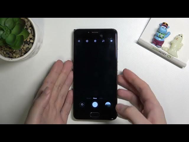 Video thumbnail for Meizu M5s Take Burst Shot.MP4