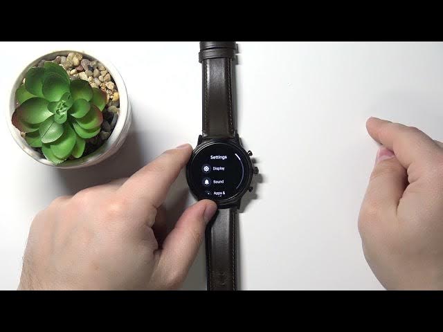 Video thumbnail for How to Customize Screen Timeout in FOSSIL Carlyle GEN 5 – Adjust Display Time