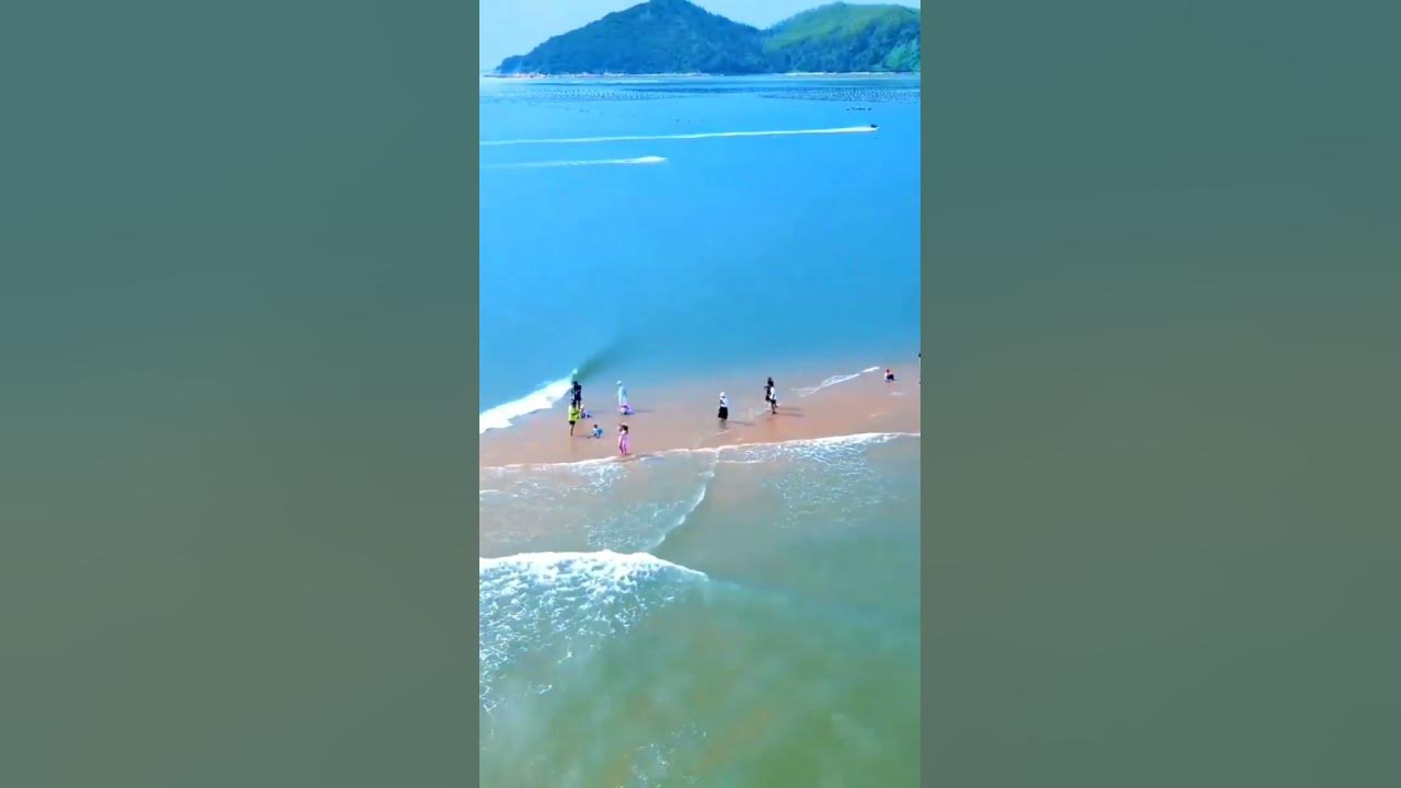 Video thumbnail for 4K Baga Beach Goa, India