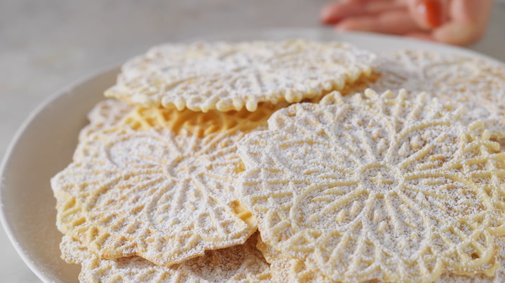 Video thumbnail for Pizzelle Recipe