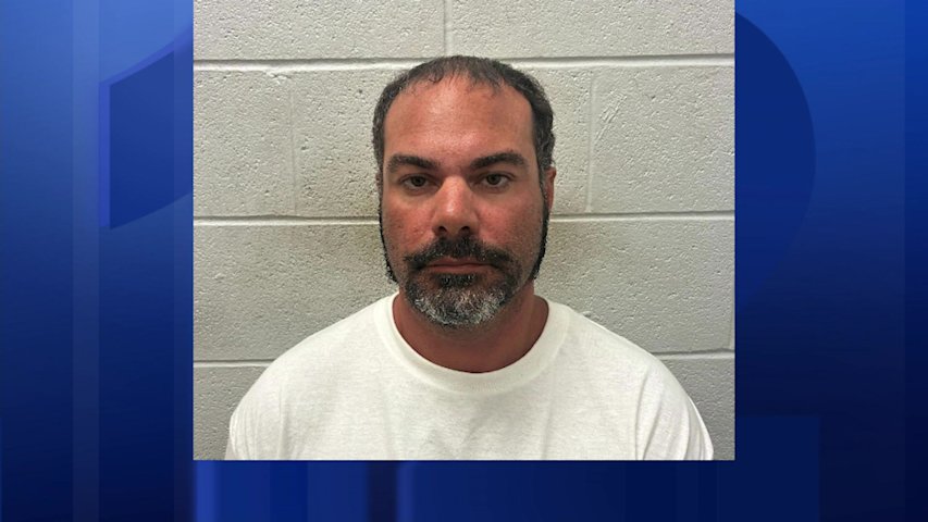 Video thumbnail for Atlantic City lifeguard charged with attempting to lure person he believed was 15-year-old girl