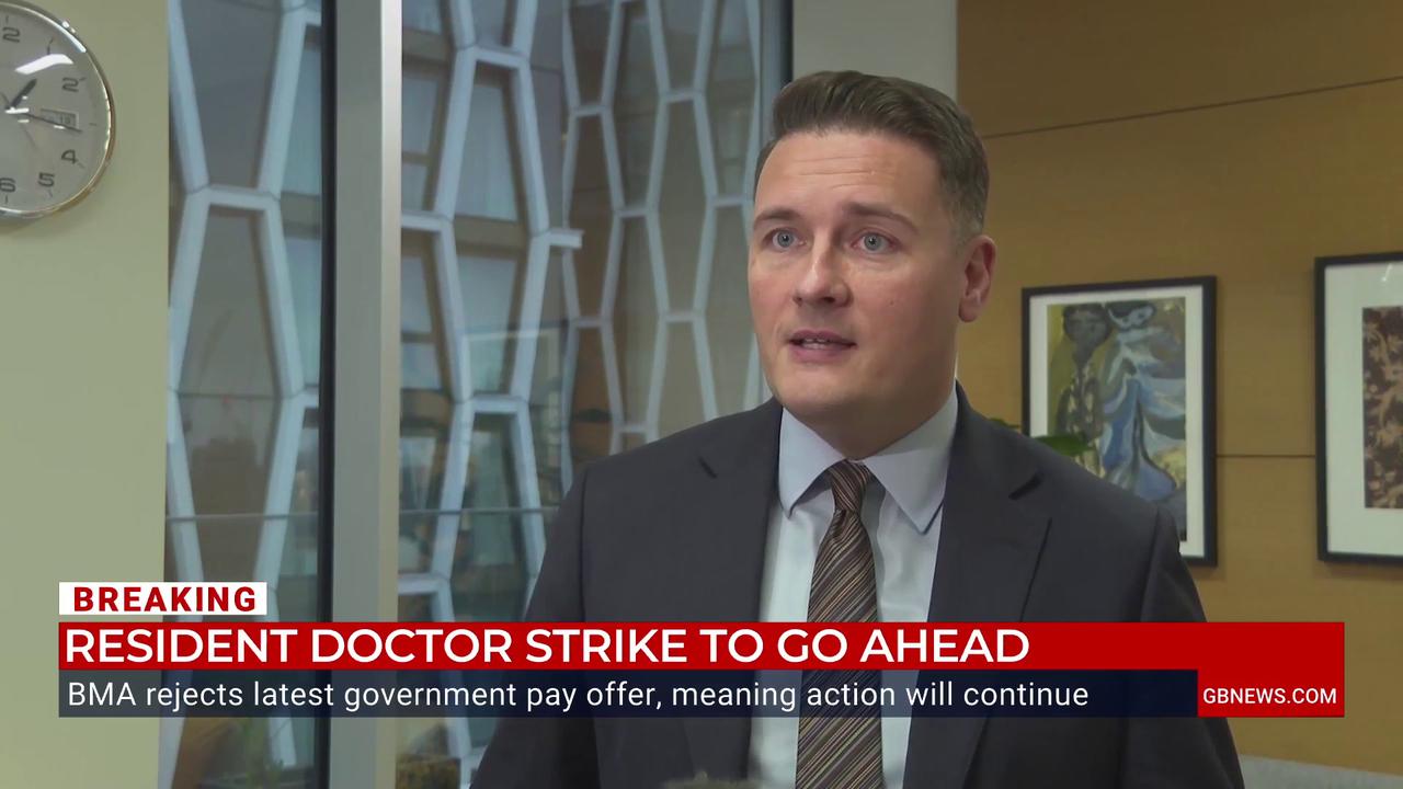 Video thumbnail for WATCH: Wes Streeting slams 'irresponsible' resident doctor strike after rejecting offer