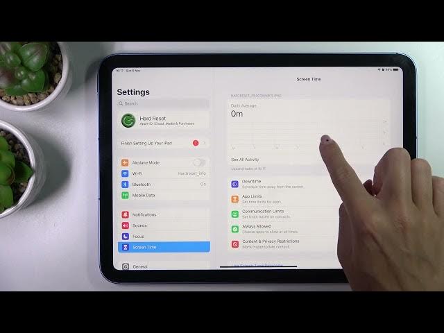 Video thumbnail for How to Check the Screen Time on the iPad 10th Generation (2022)