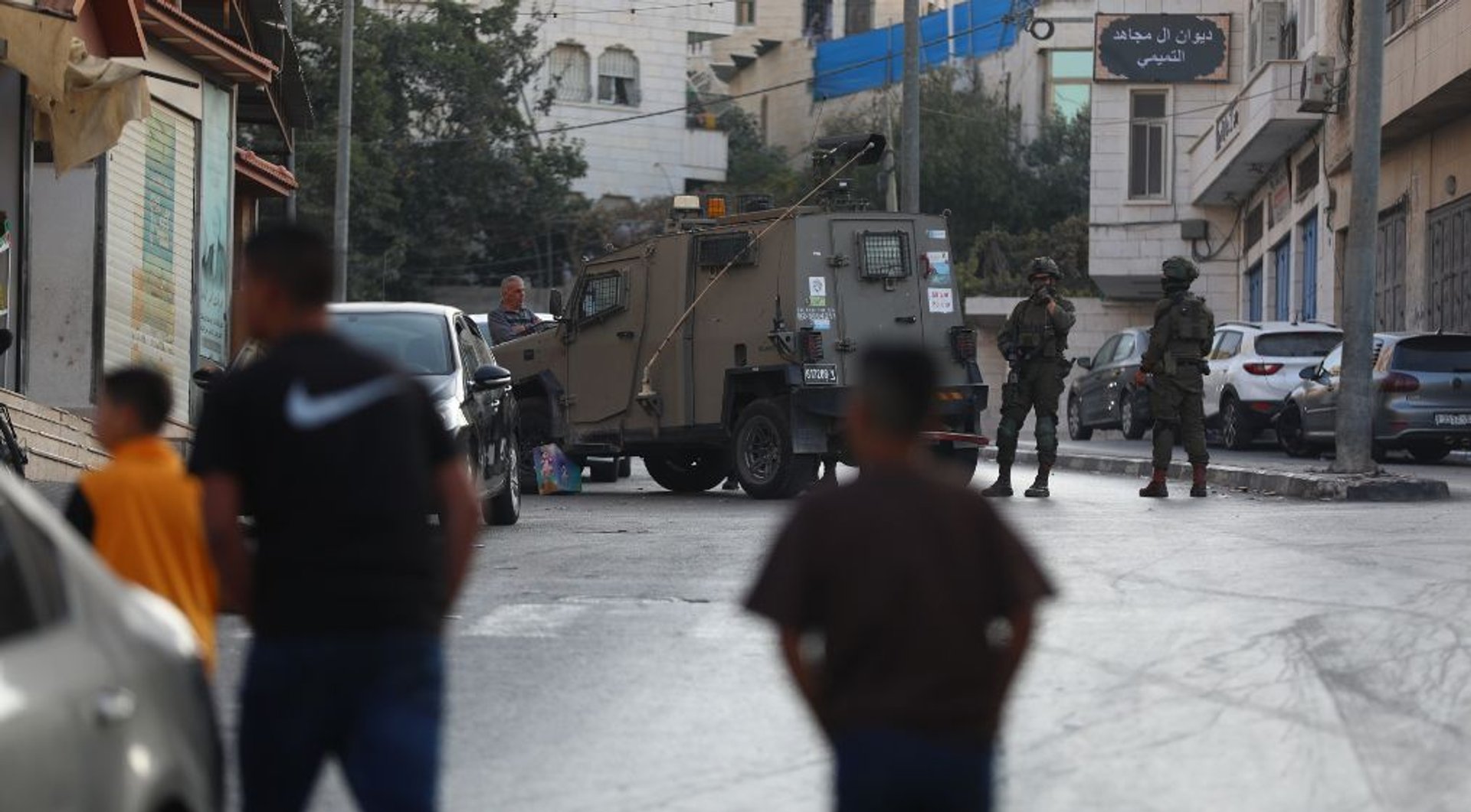 Video thumbnail for Israeli assault on Hebron displaces thousands as West Bank restrictions tighten