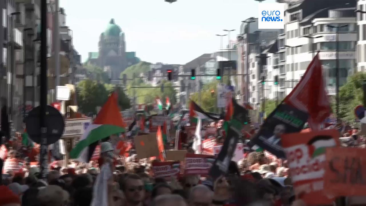 'Video thumbnail for Tens of thousands of protesters draw the Red Line for Gaza in Brussels'
