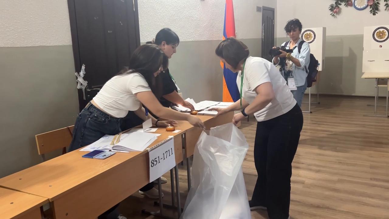 Video thumbnail for Armenia: Voting ends in Armenia parliamentary election with turnout near 59%.