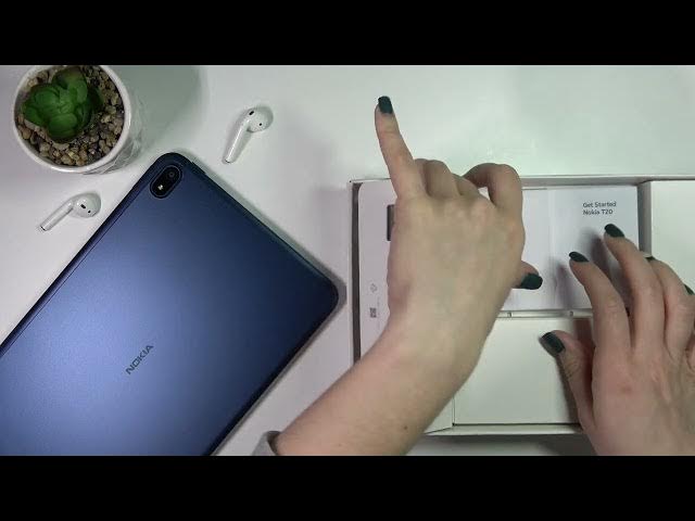 Video thumbnail for Does NOKIA T20 Comes with Case?