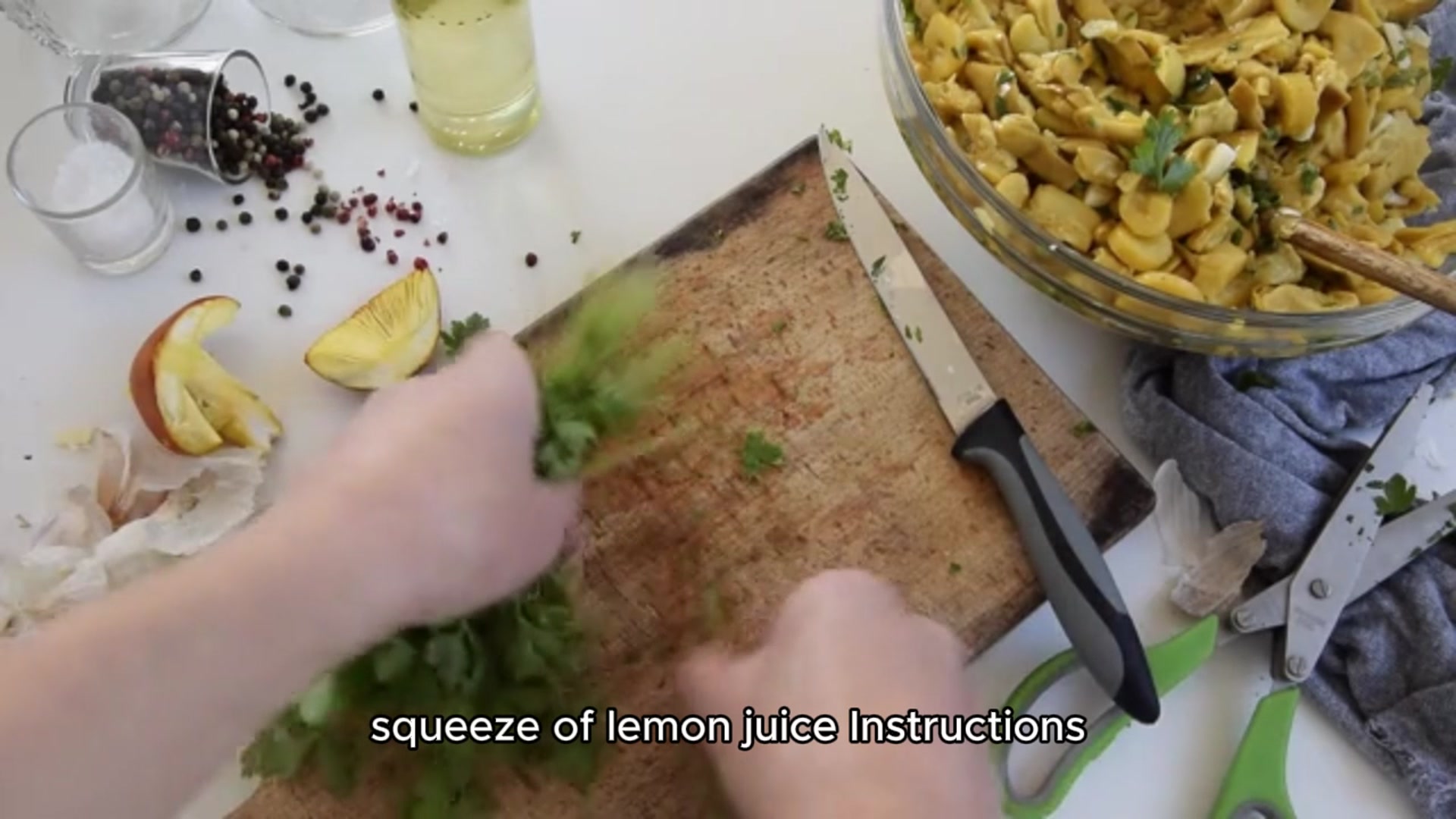 Video thumbnail for Cauliflower rice recipe