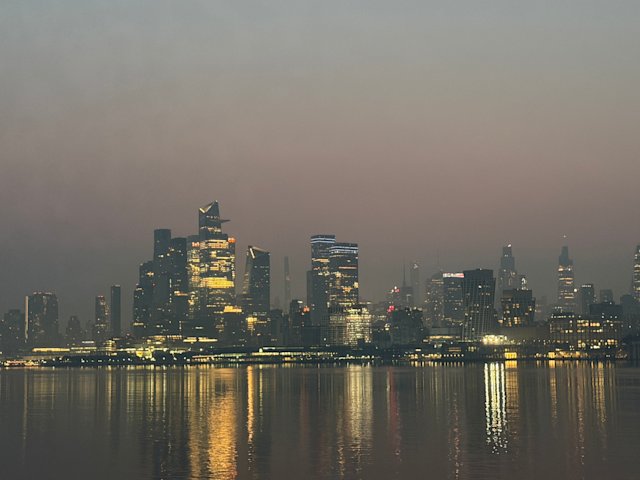 Video thumbnail for Wildfire smoke chokes New Jersey air for another day