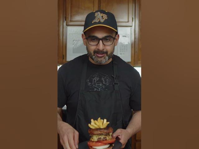 Video thumbnail for Burger Makeover: Veggies & Presentation = WOW Factor! #shorts