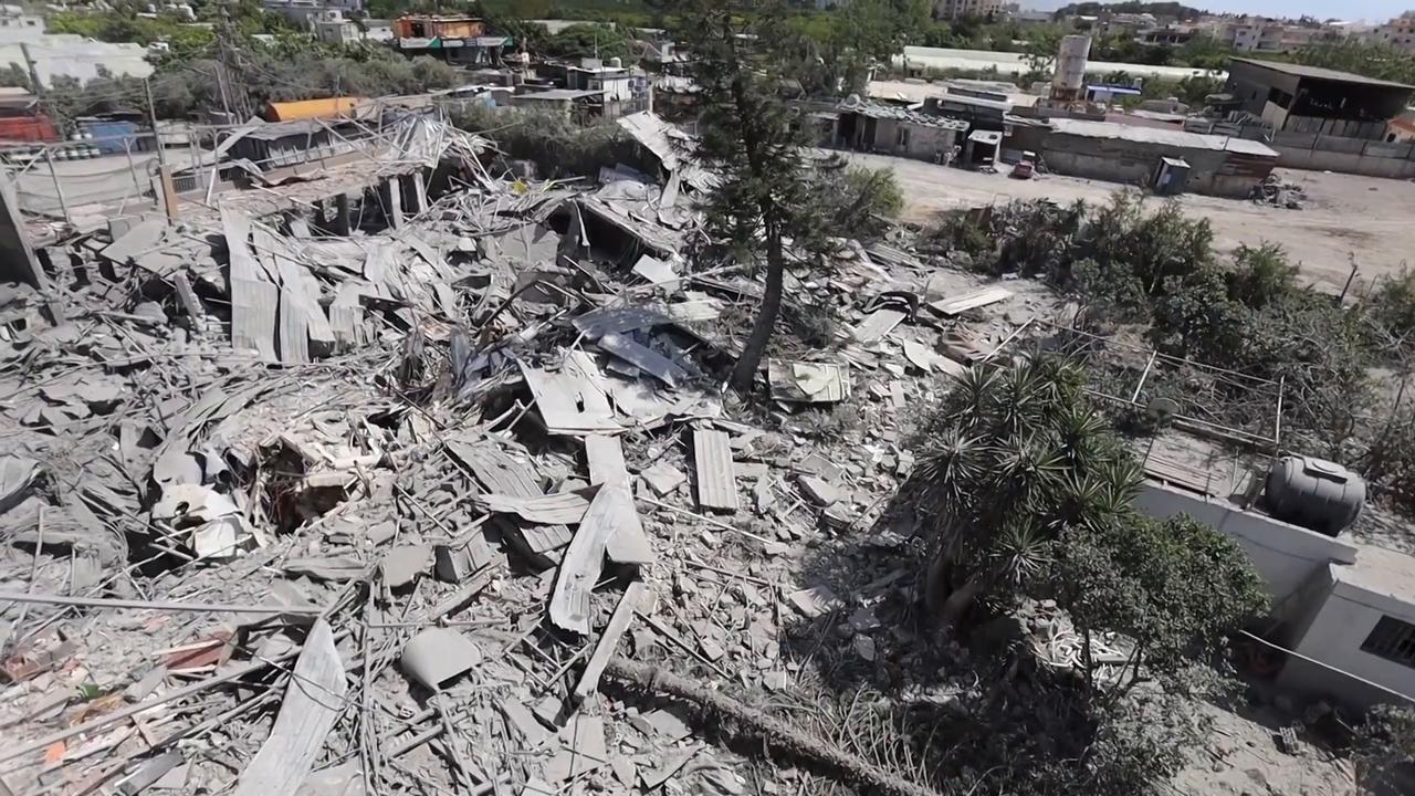 Video thumbnail for Lebanon: Israeli strikes kill 14 in southern Lebanon despite ceasefire.