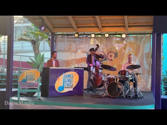 Video thumbnail for It's Your Dog Charlie Brown | James Street Trio | Knott's PEANUTS Celebration 2026 4K